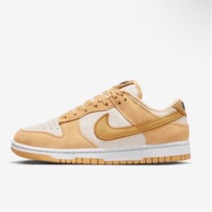 Nike Tan and White Sneakers